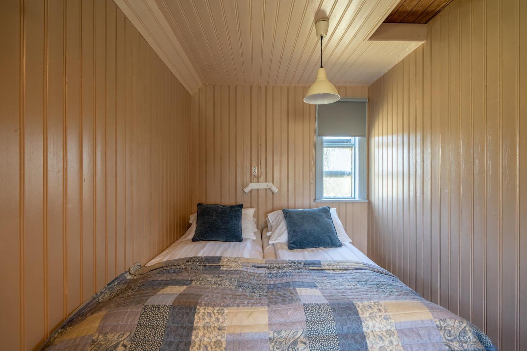 Efri-vik Lodge